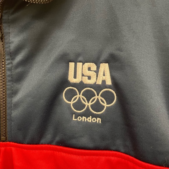 London Olympics USA performance pullover. Large. Excellent condition. - Picture 2 of 5